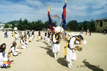 금릉 빗내농악