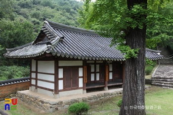 함안 함안향교 중 서재 좌측면