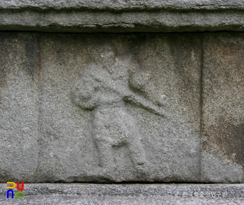 예천 동본리 삼층석탑 기단부 사천왕상