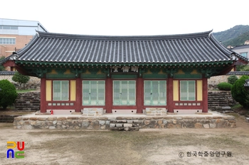 김해향교 명륜당 정면