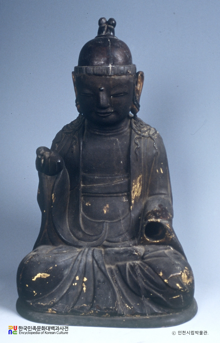 목조 보살 좌상