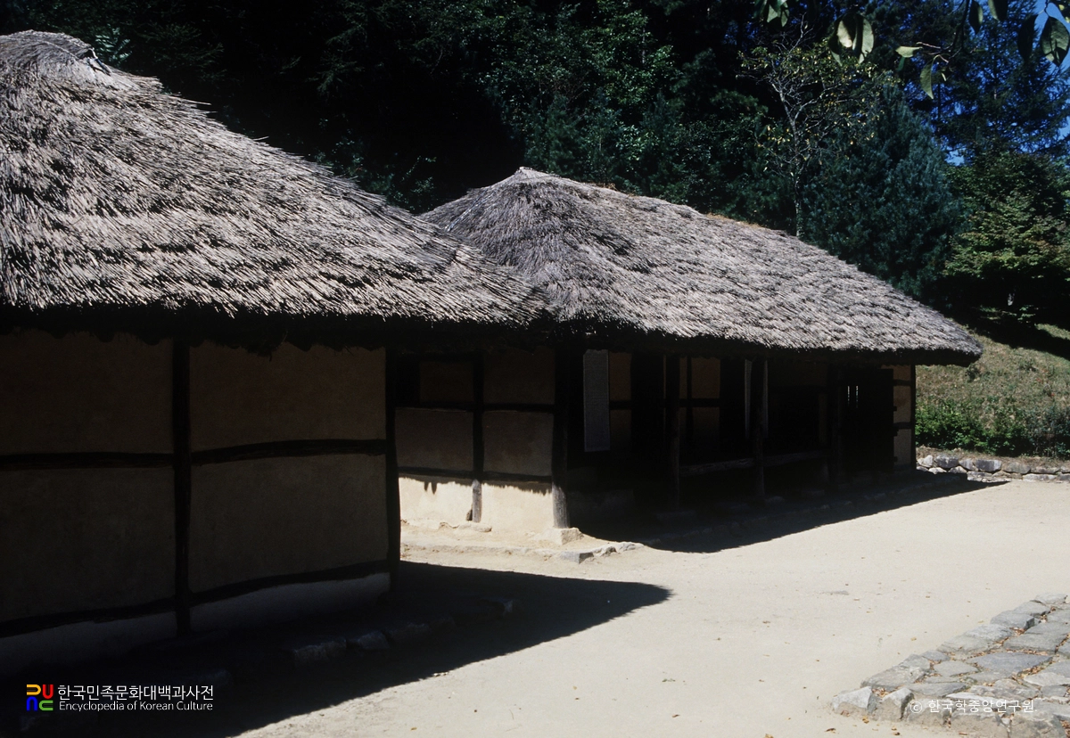 장수 의암 주논개생가지 논개생가 정측면