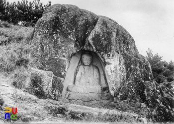 경주 남산 불곡 마애여래좌상