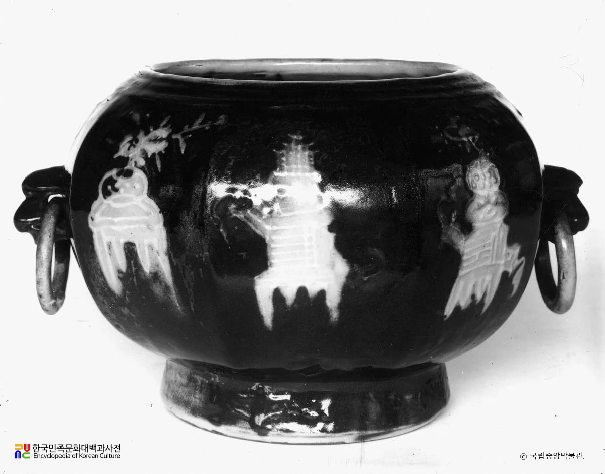 백자 동채 양각 화문 향로