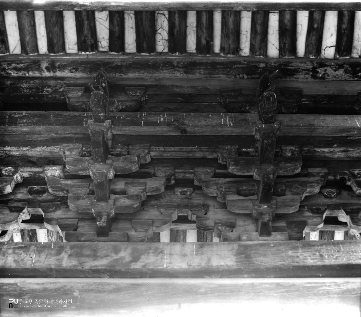 창경궁 홍화문 공포 정면