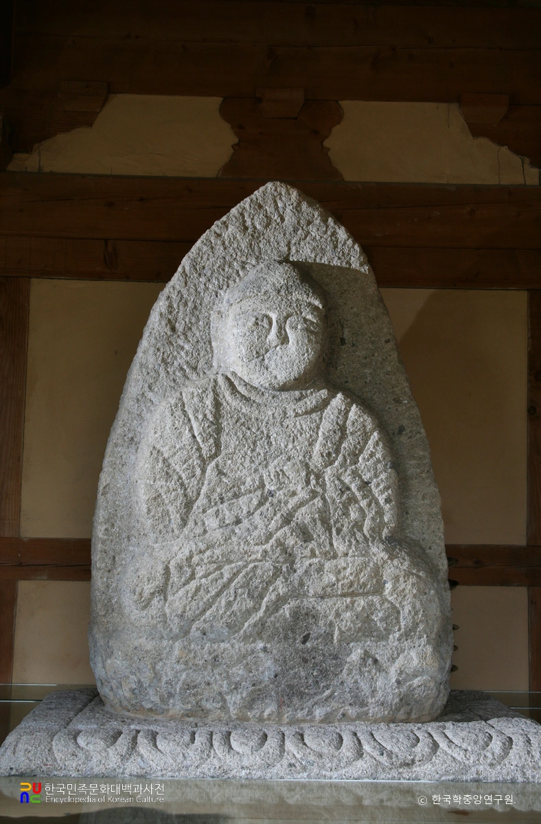 영암 망월사 석불 좌상