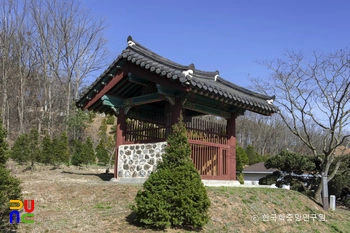 김포 심강 신도비 비각