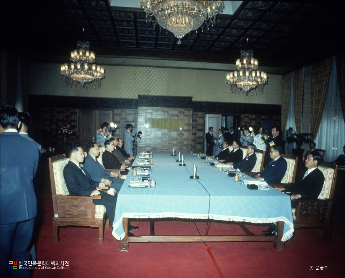 남북조절위원회