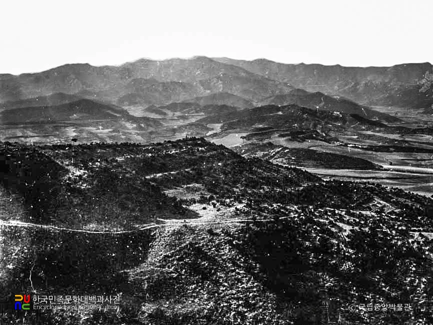 정평 비백산 서쪽 장성 전경