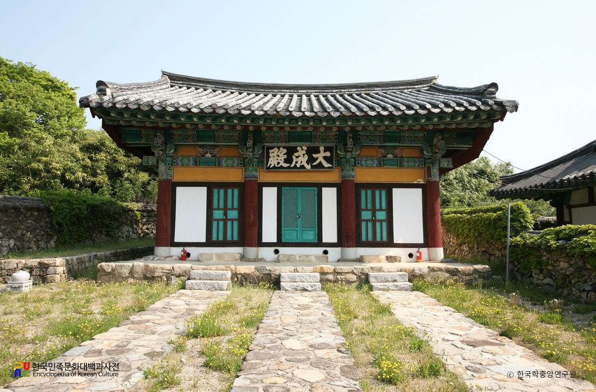 포항 장기향교 대성전