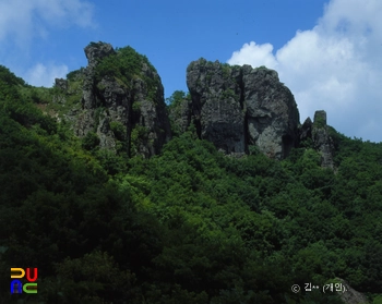 서대산 장군바위