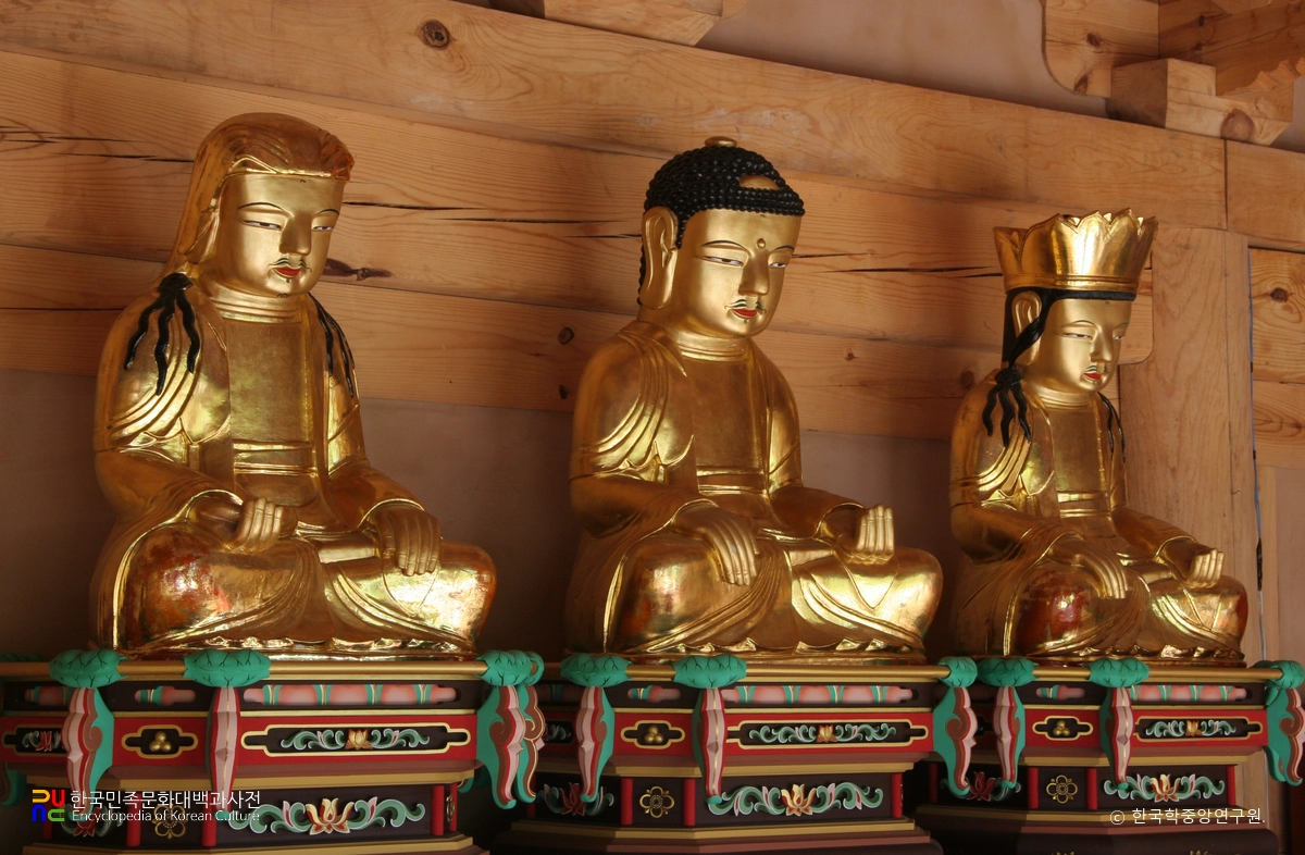 의령 수도사 석조아미타여래삼존상과 복장 유물일괄 / 석조아미타여래삼존상