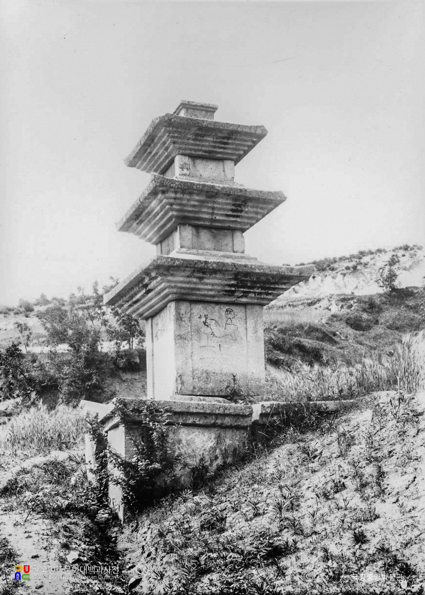 김천 전 구미 강락사지 삼층석탑 전경