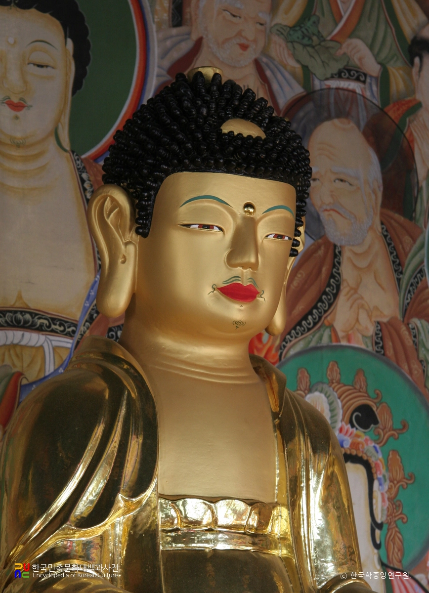 제천 백련사 목조아미타여래좌상