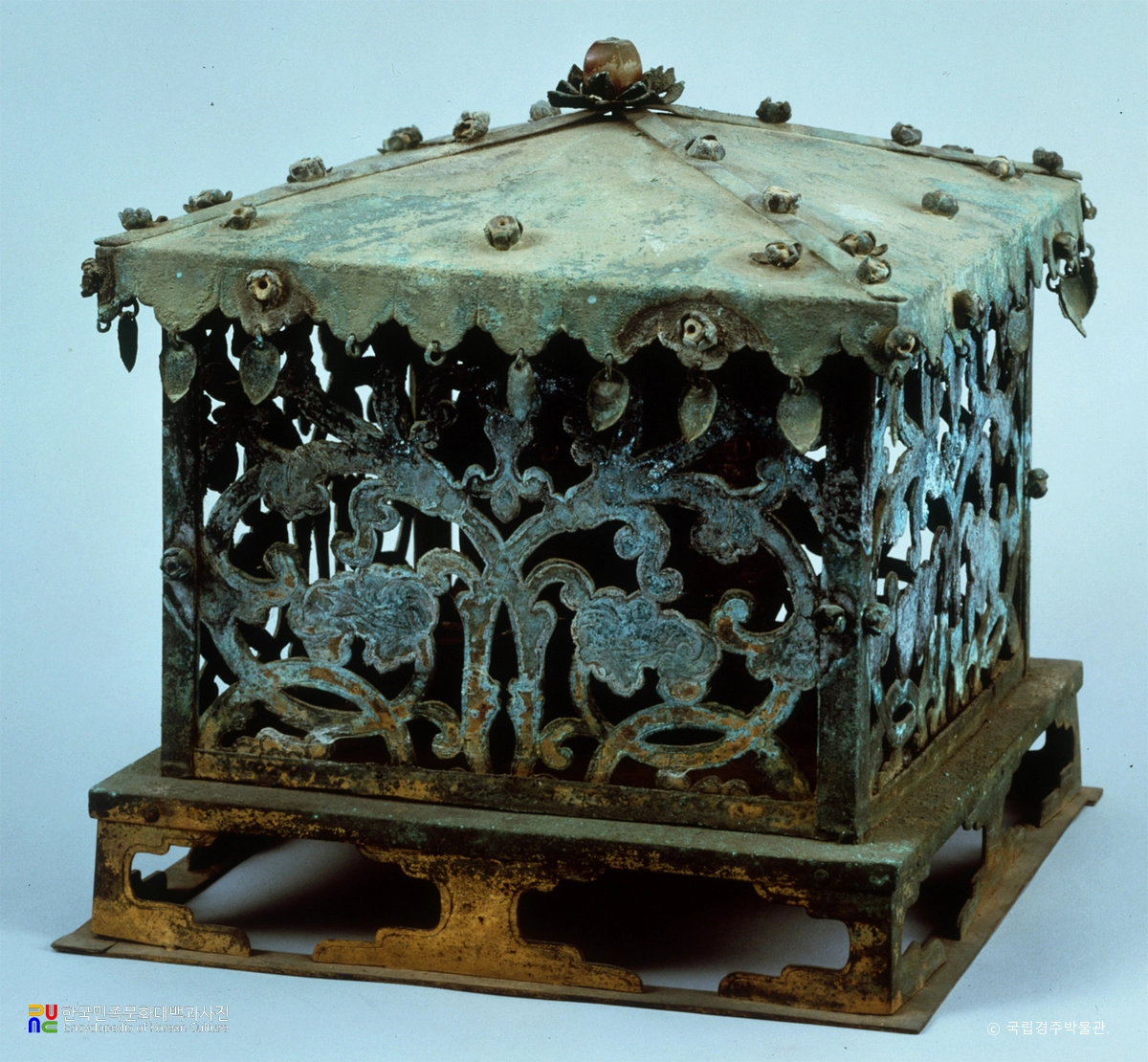 경주 불국사 삼층석탑 사리장엄구 / 금동제사리외함