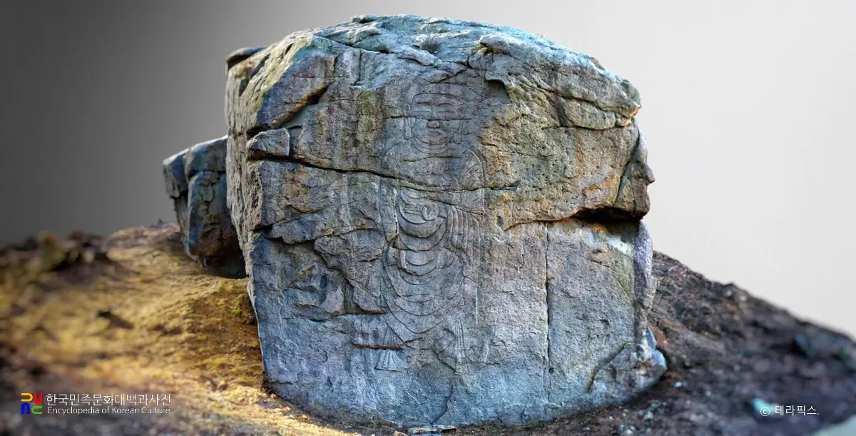 부여 홍산 상천리 마애불입상