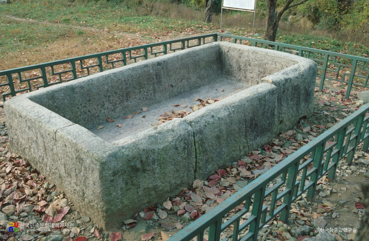 서산 보원사지 석조