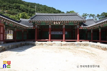 통영 삼도수군통제영 중 백화당