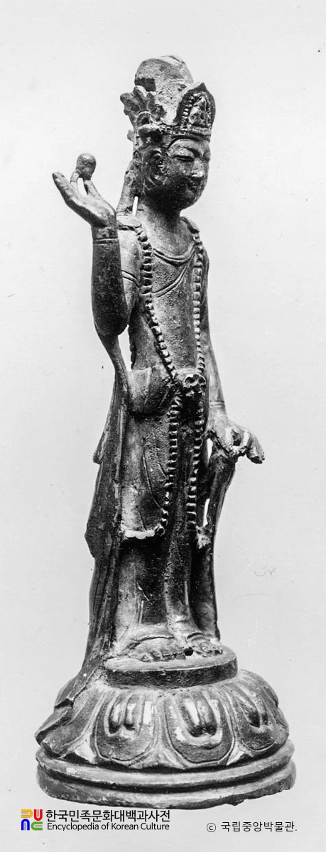 부여 규암리 금동관음보살입상 측면