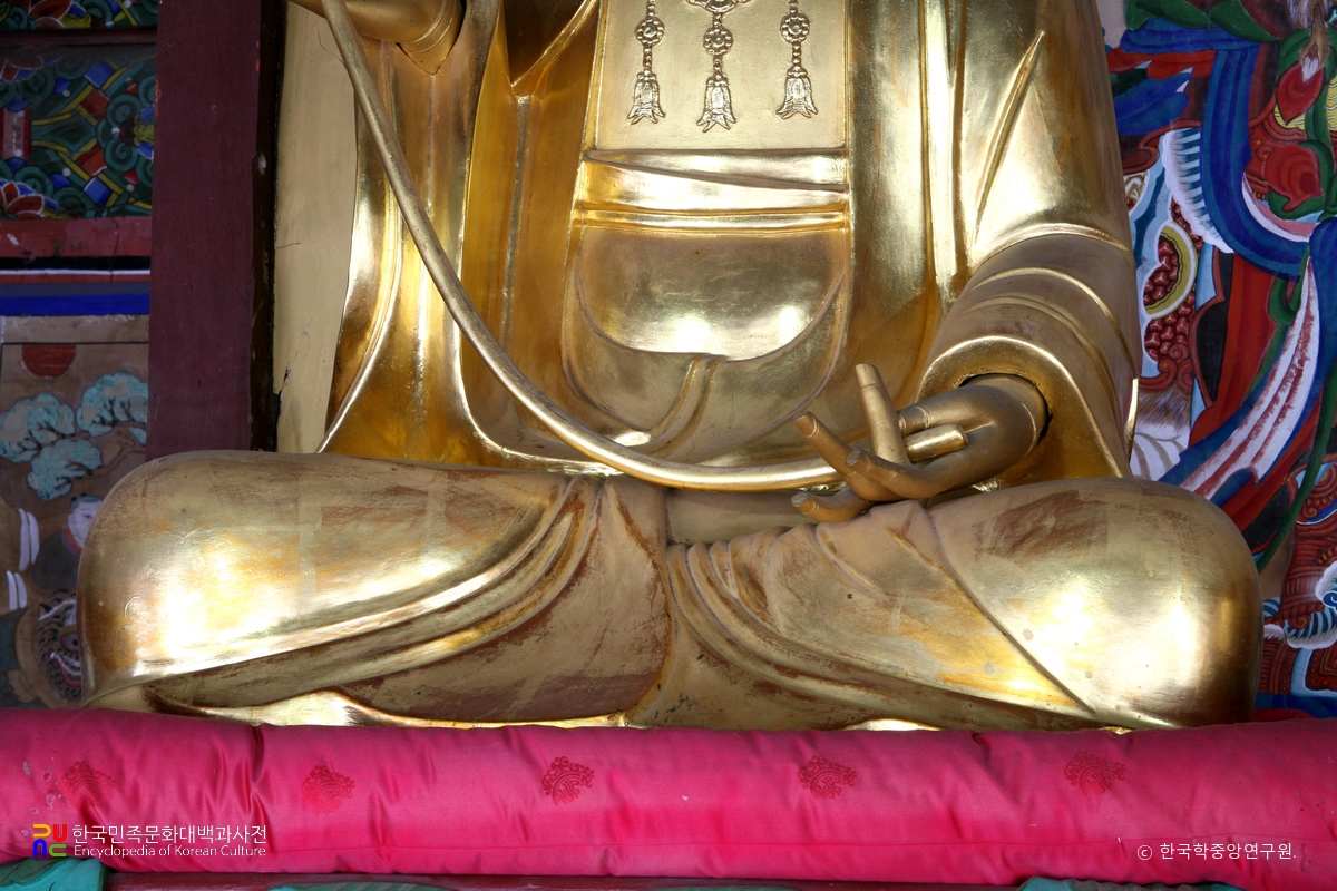 진도 쌍계사 목조삼존불좌상 보현