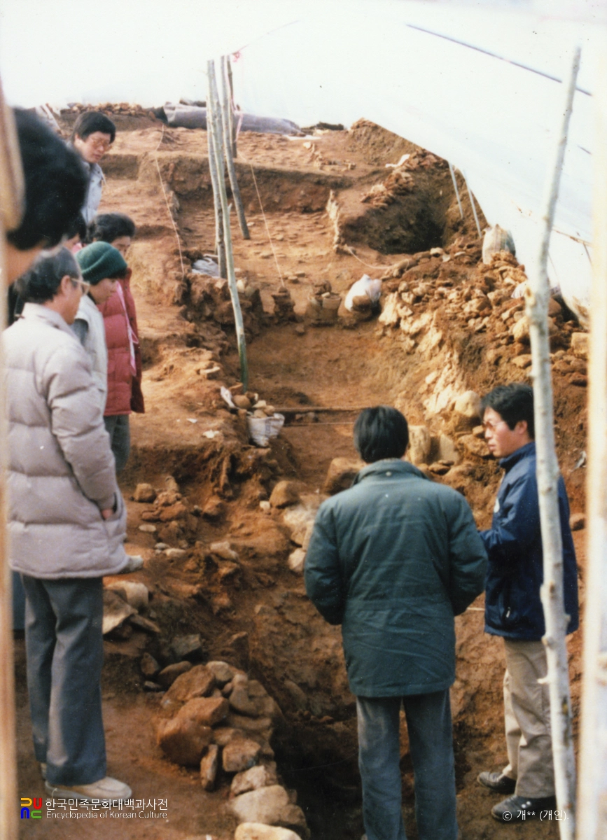 경기도 광주 조선백자 요지 발굴지 내부 발굴 모습