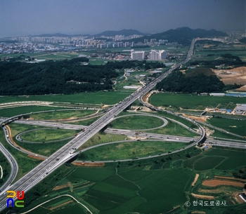 서해안고속도로 서창 분기점