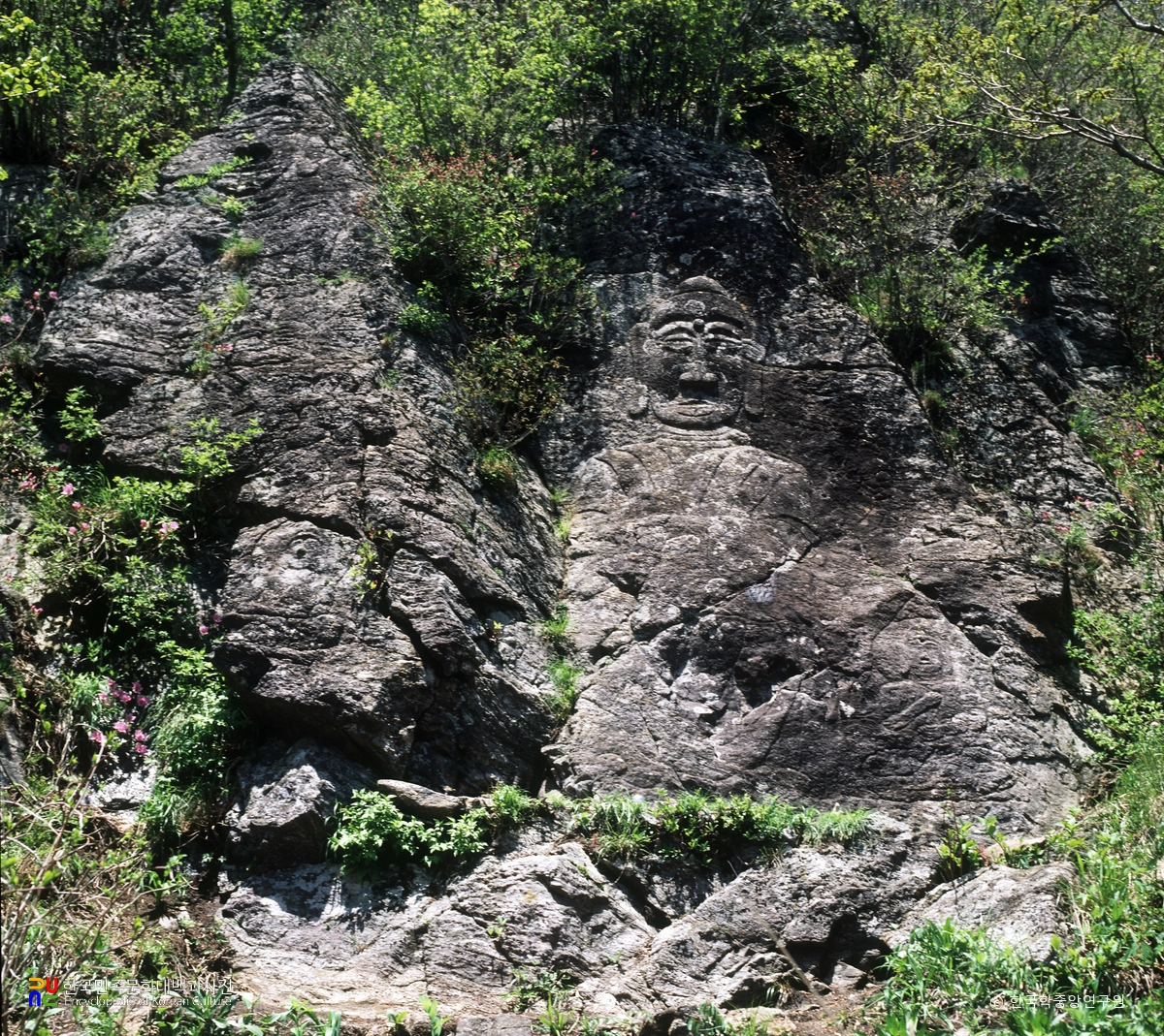남원 개령암지 마애불상군