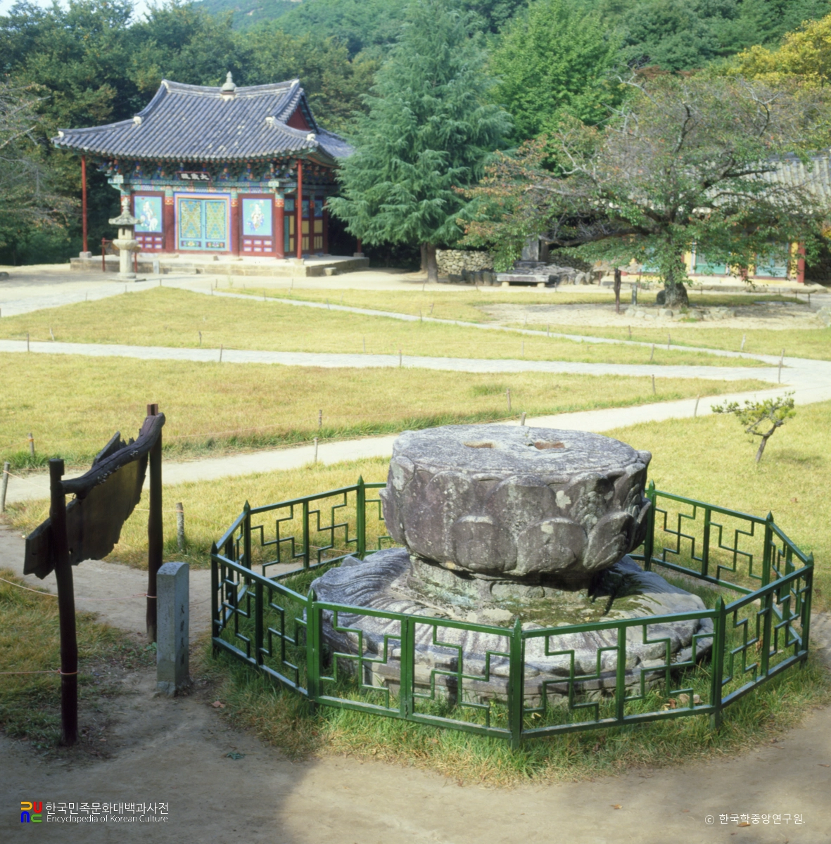 김제 금산사 석련대