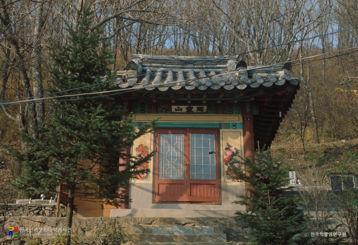 영양 일월산 산령각 정면