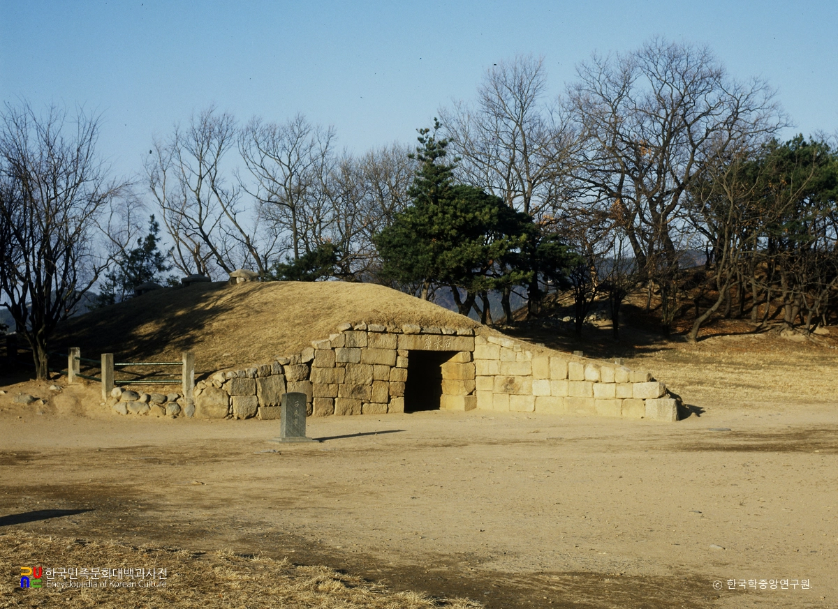 경주 석빙고 정측면