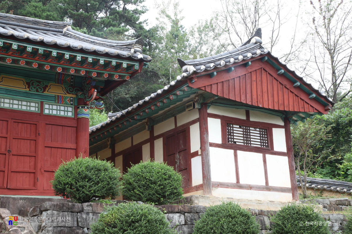 함안 함안향교 중 동무