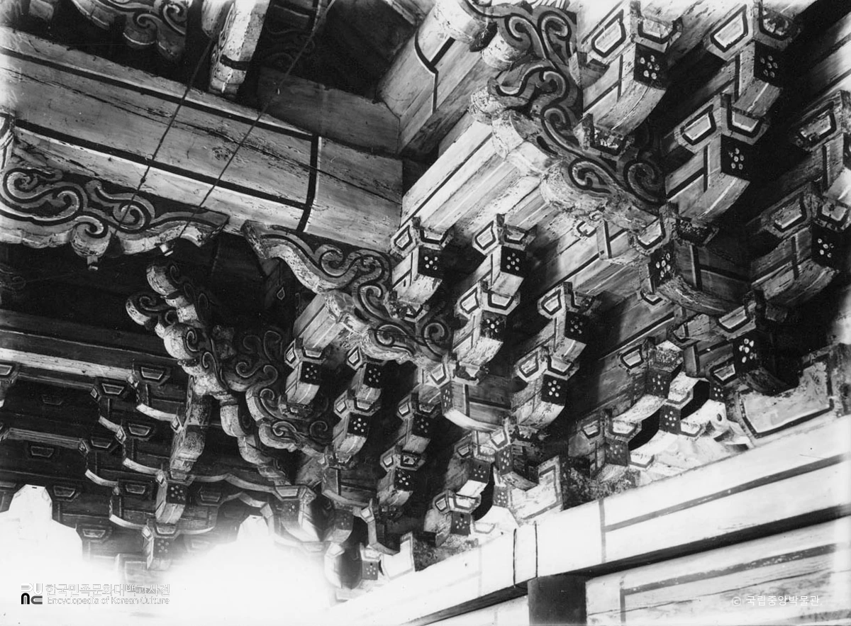창덕궁 돈화문 내부 공포