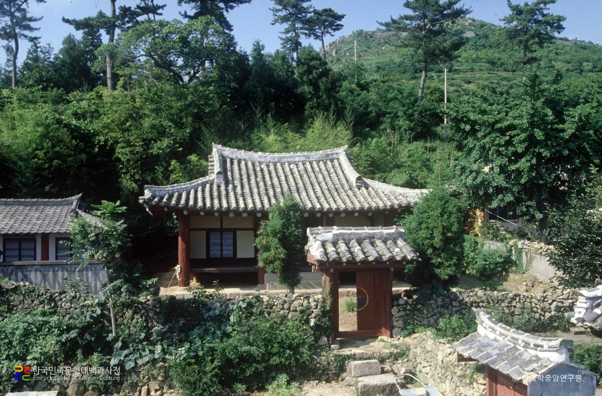 거제 반곡서원 전경