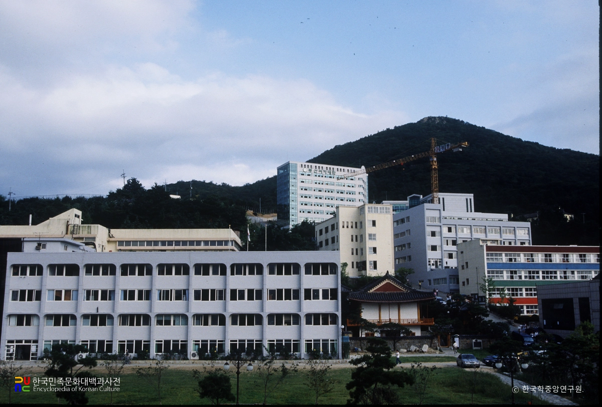 부산여자대학교