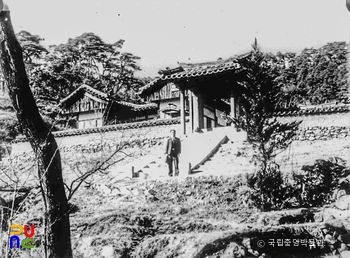 안동 도산서원 중 농운정사 전경