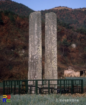 서산 보원사지 당간지주 후측면