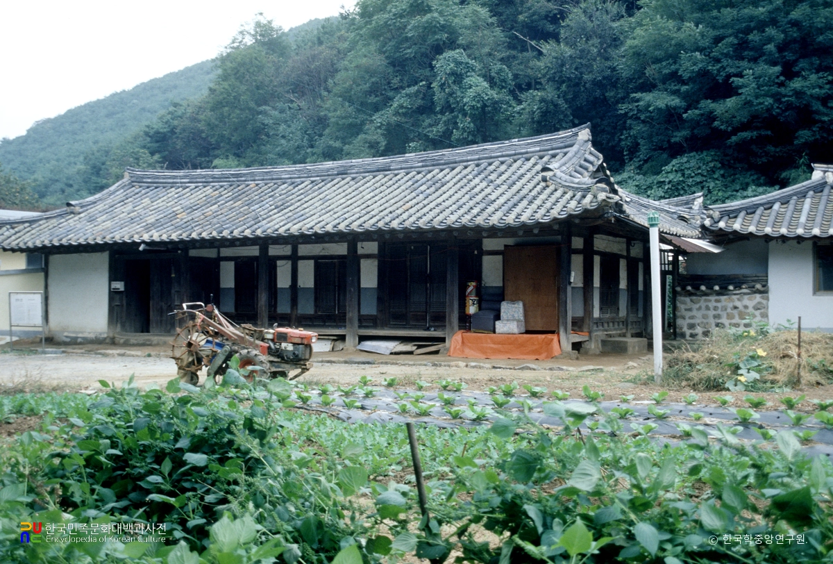 홍성 김우열 가옥 사랑채 정측면