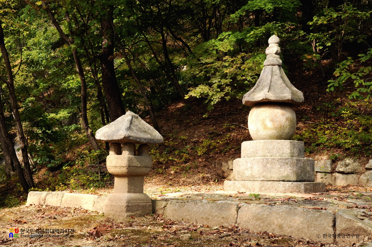 현등사 함허당 득통탑 및 석등