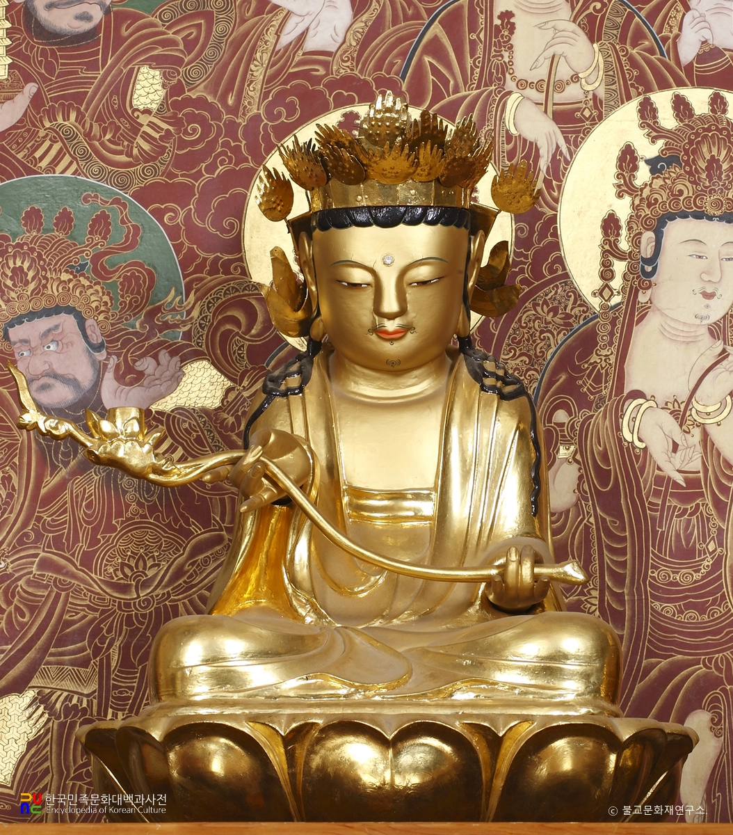 고양 덕암사 목조보살좌상(좌)