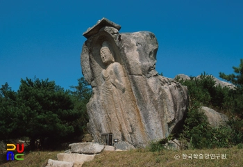 홍성 신경리 마애여래입상