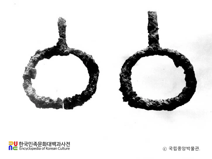 경북 경주 은령총 출토 등자