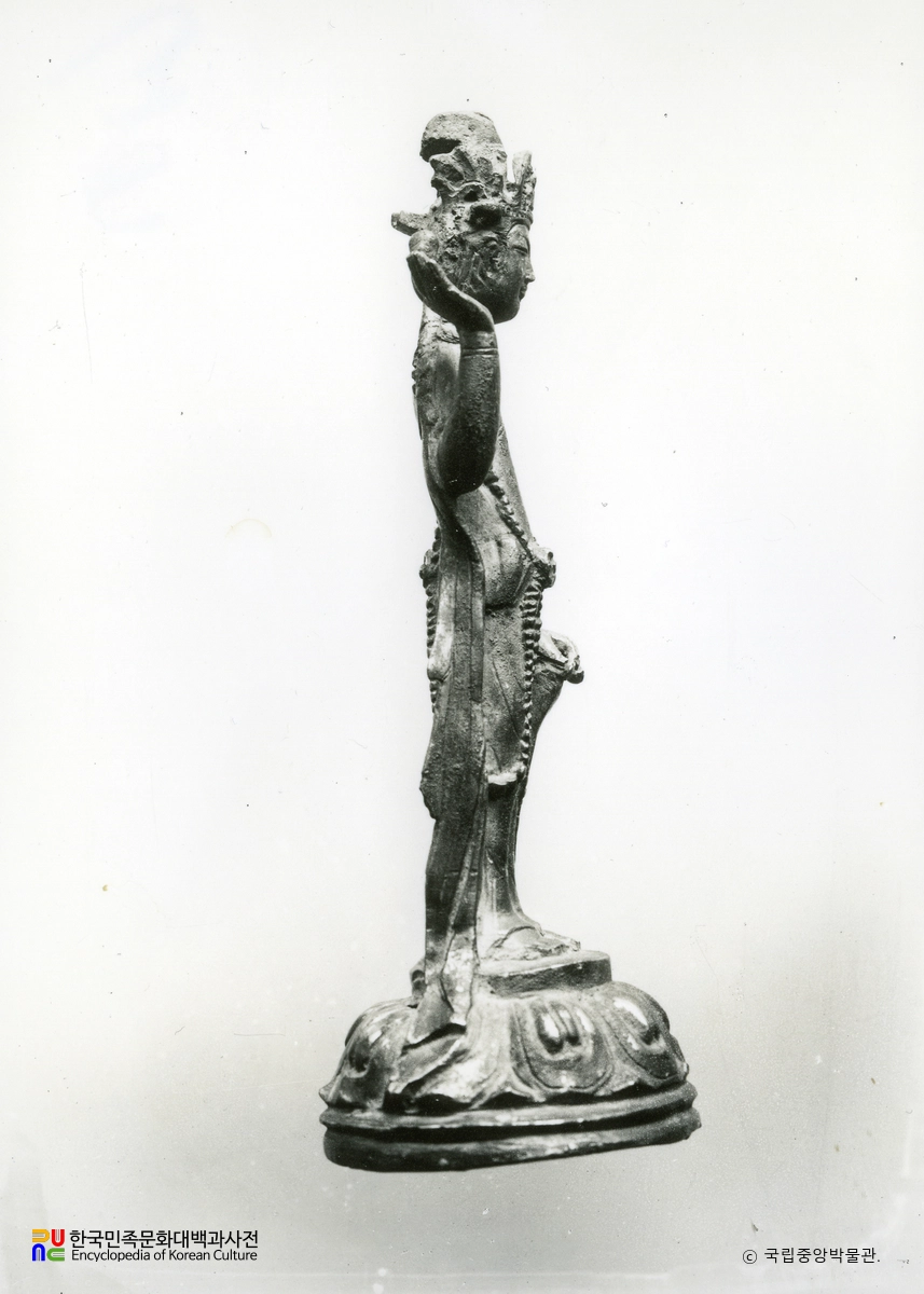 충남 부여 금동관세음보살입상 측면