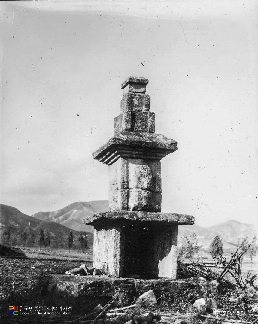 충주 원평리 석탑