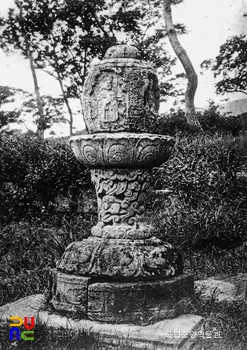 경주 불국사 사리탑 우측면