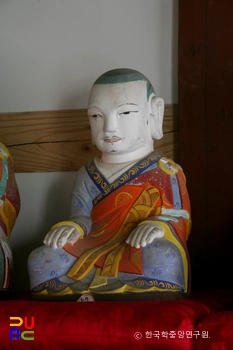 장안사 응진전 석조석가삼존십육나한상