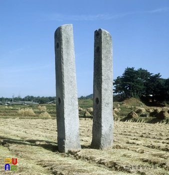 경주 남간사지 당간지주 남면