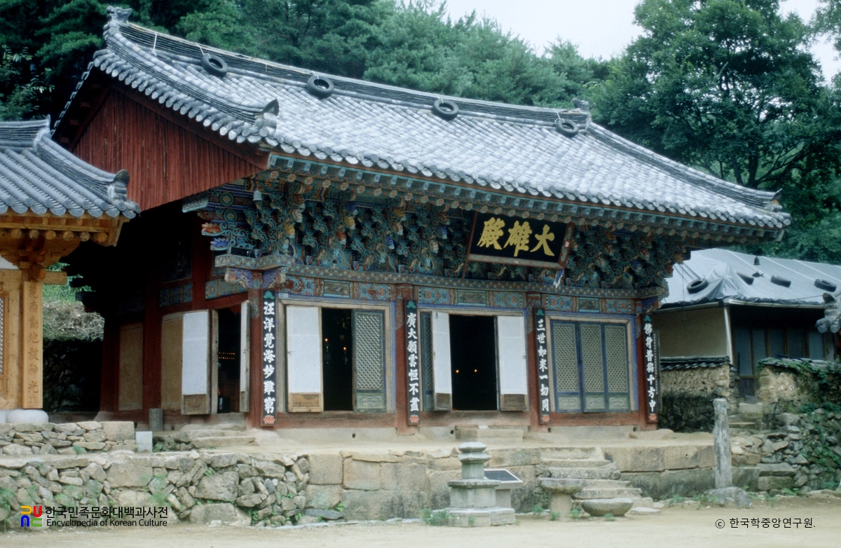 청도 용천사 대웅전