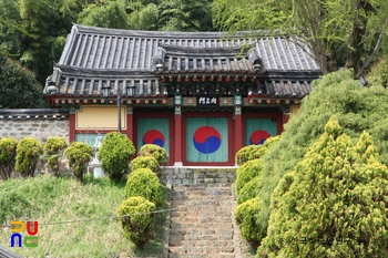 하동 하동향교 중 내삼문