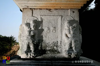 울산 핑크 슬롯 사이트 남삼층석탑