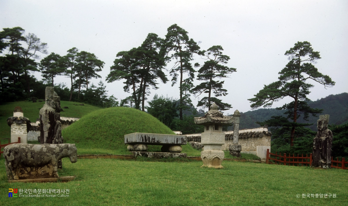 영월 장릉 전경